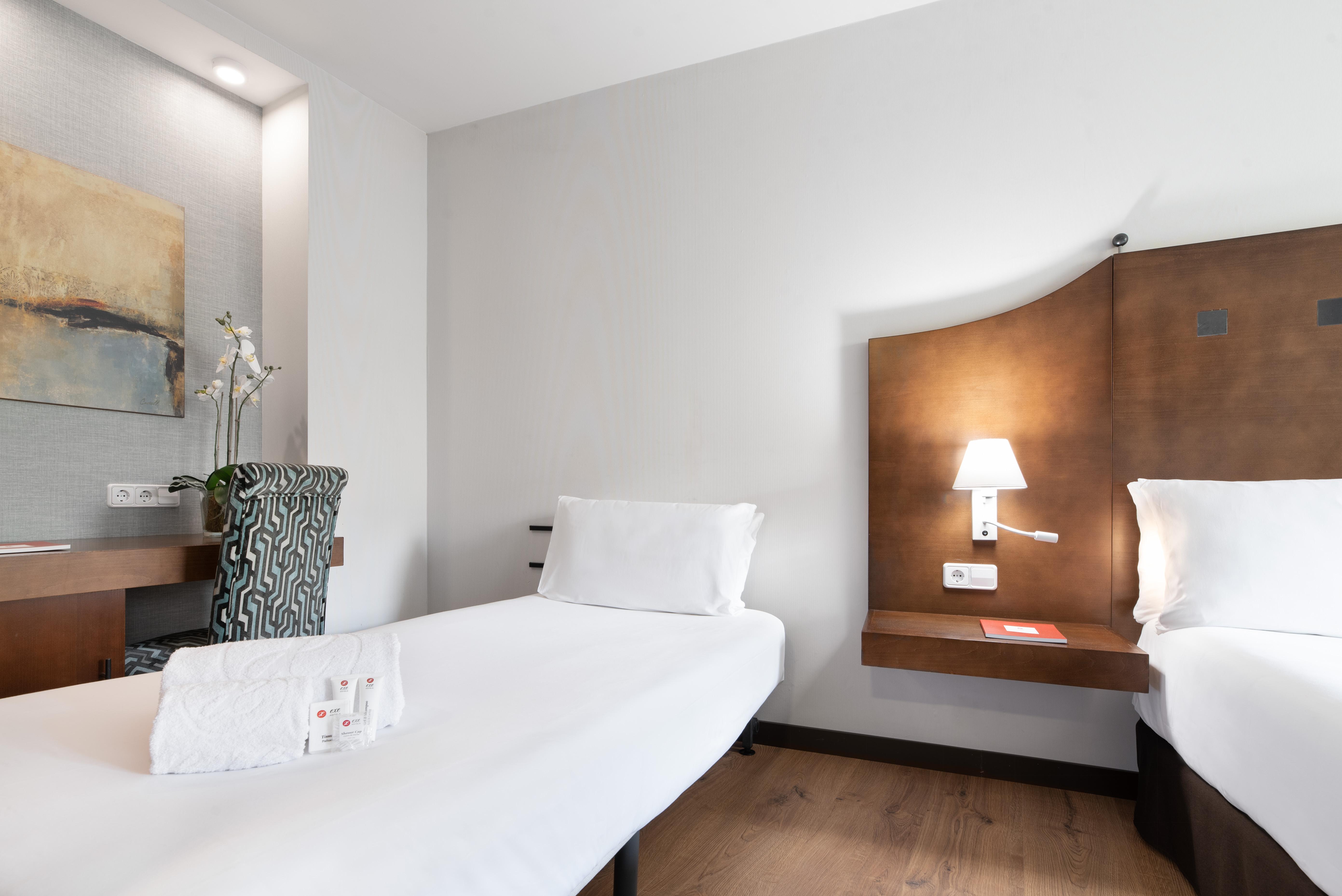 Hotel Exe Agora Cáceres Exteriér fotografie