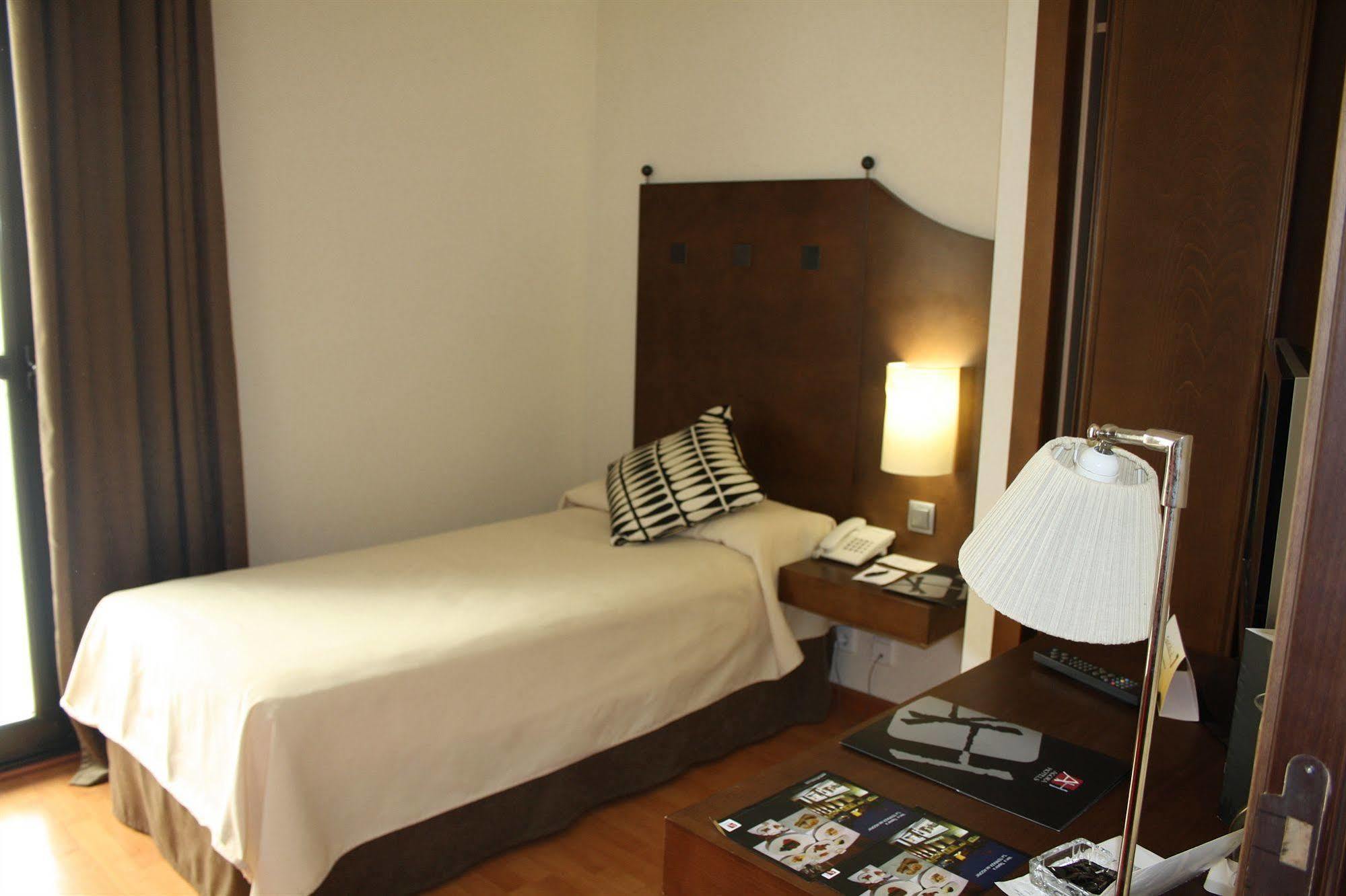 Hotel Exe Agora Cáceres Exteriér fotografie